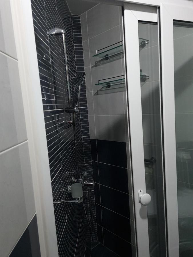 בודווה Apartman Centar Lux מראה חיצוני תמונה